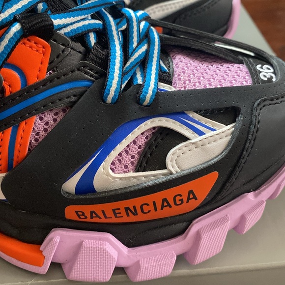 Balenciaga Track Sneakers - Picture 4 of 8